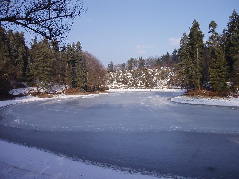 Foto: Pr�honick� park v zim�